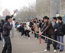 队友之间互帮互助 队友之间互帮互助